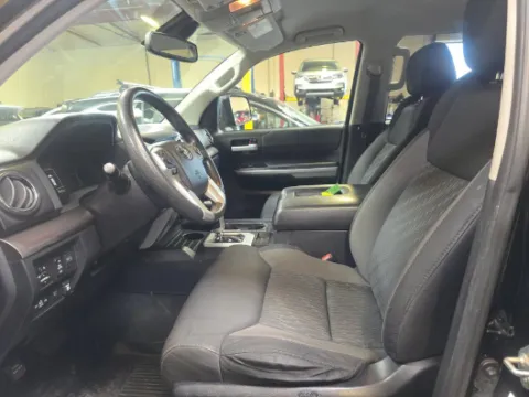 More photos of 2019 Toyota Tundra SR5 at Gulliver Auto Group, TX