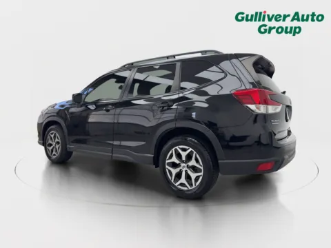 More photos of 2023 Subaru Forester Premium at Gulliver Auto Group, TX