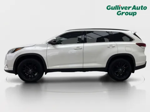 More photos of 2019 Toyota Highlander SE at Gulliver Auto Group, TX