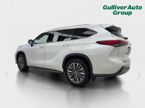 More photos of 2020 Toyota Highlander Platinum at Gulliver Auto Group, TX