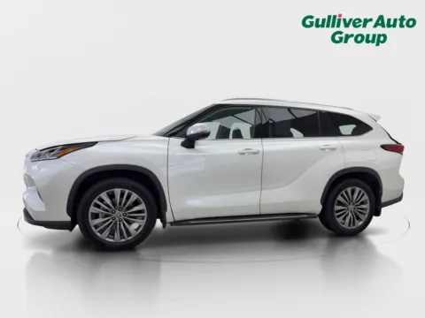 Photos of 2020 Toyota Highlander Platinum for sale in Plano, TX at Gulliver Auto Group