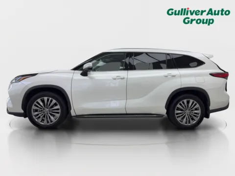 More photos of 2020 Toyota Highlander Platinum at Gulliver Auto Group, TX