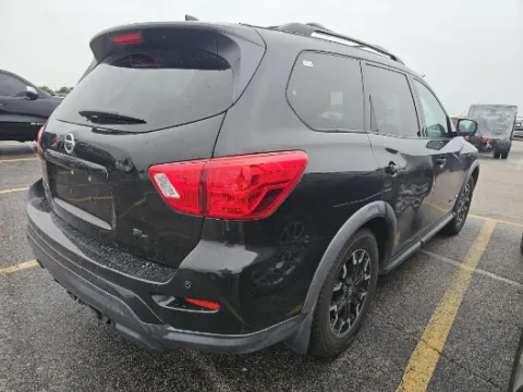Photos of 2019 Nissan Pathfinder SL for sale in Plano, TX at Gulliver Auto Group