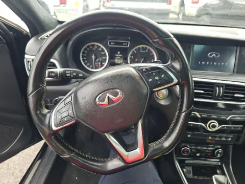 More photos of 2018 INFINITI QX30 Sport at Gulliver Auto Group, TX