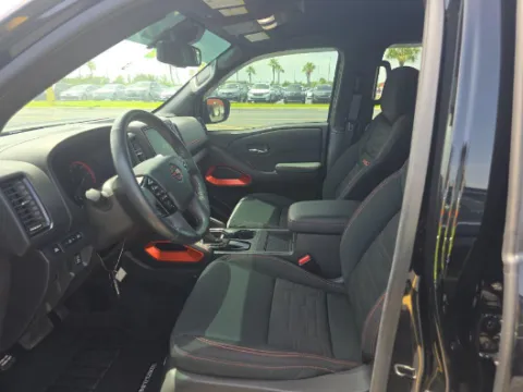 More photos of 2022 Nissan Frontier PRO-X at Gulliver Auto Group, TX