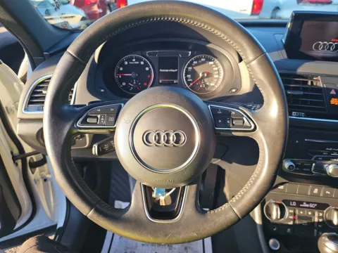 More photos of 2016 Audi Q3 2.0T Prestige at Gulliver Auto Group, TX