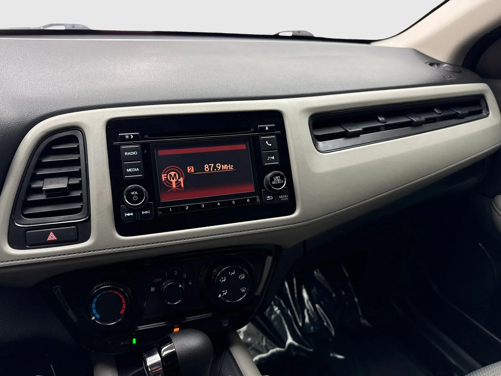 2020 Honda HR-V LX - Photo 24