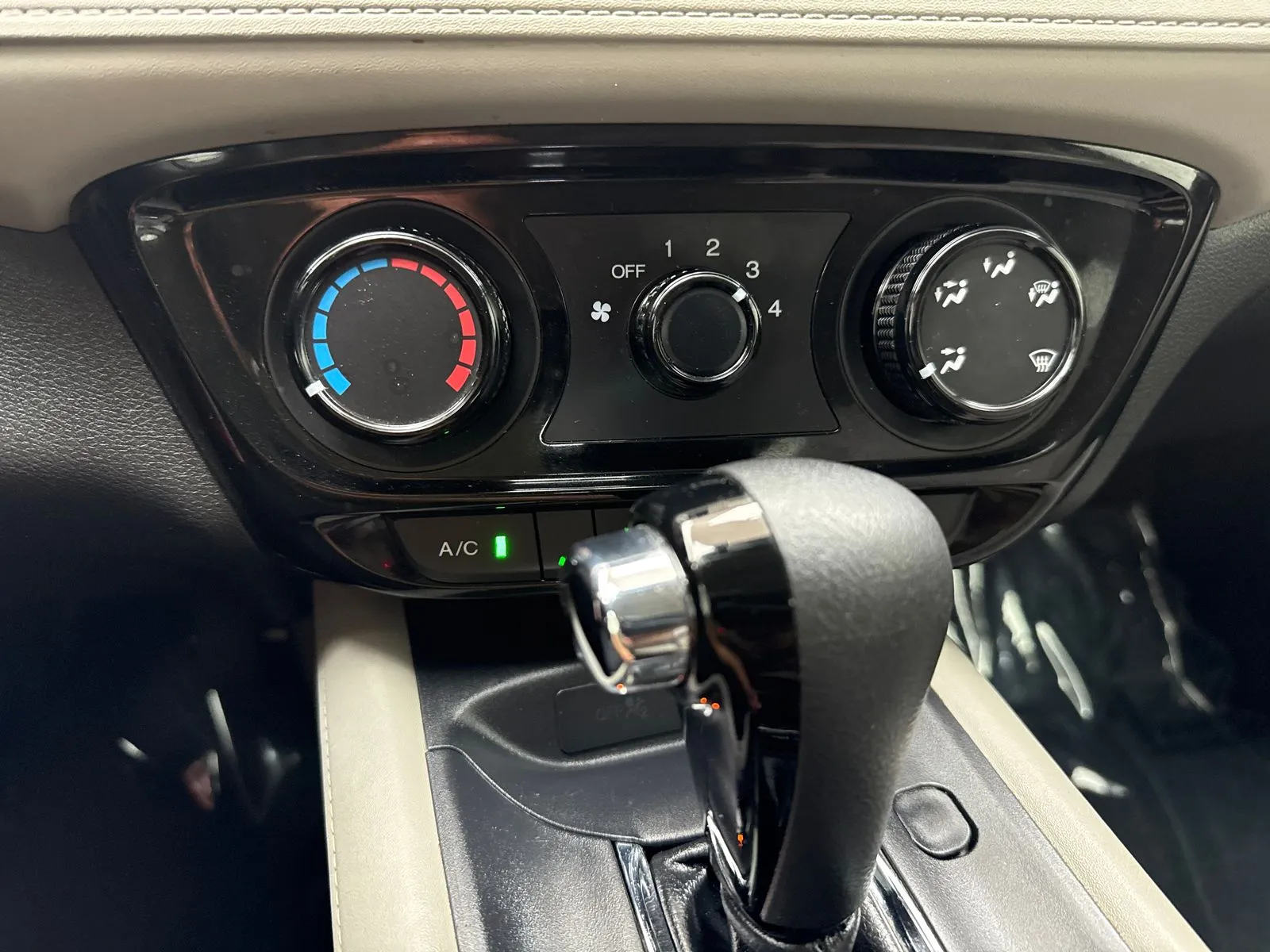 2020 Honda HR-V LX - Photo 27