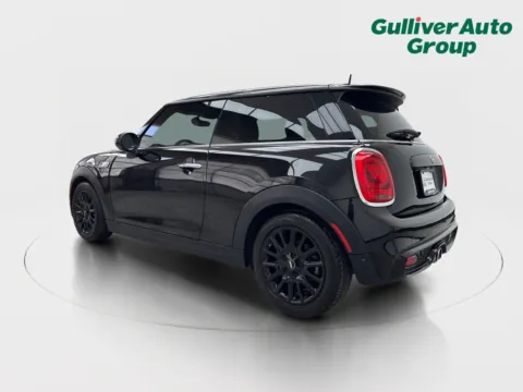 More photos of 2019 MINI Cooper S Classic at Gulliver Auto Group, TX