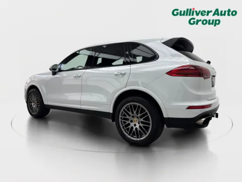 More photos of 2017 Porsche Cayenne Platinum Edition at Gulliver Auto Group, TX
