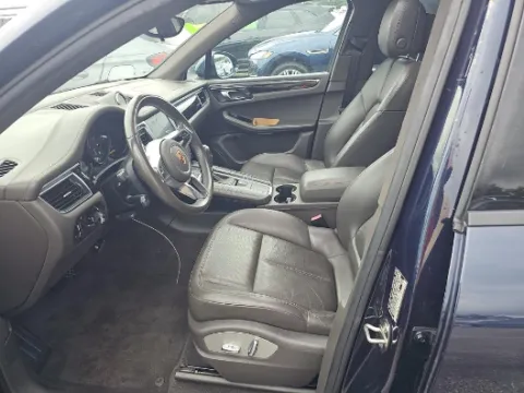 More photos of 2018 Porsche Macan at Gulliver Auto Group, TX