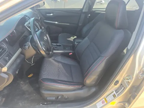 More photos of 2016 Toyota Camry SE at Gulliver Auto Group, TX