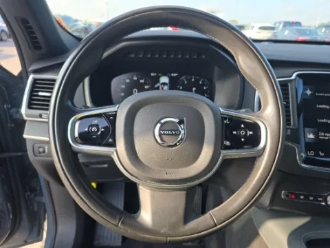 More photos of 2020 Volvo XC90 T6 Momentum at Gulliver Auto Group, TX
