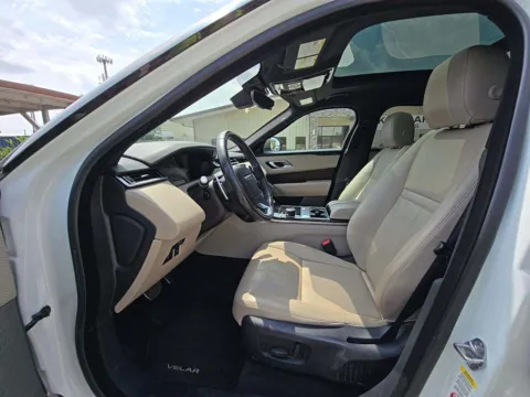 More photos of 2019 Land Rover Range Rover Velar SE R-Dynamic at Gulliver Auto Group, TX