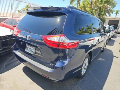 Another view of 2018 Toyota Sienna LE for sale in Plano, TX at Gulliver Auto Group