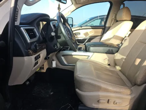 More photos of 2017 Nissan Titan SL at Gulliver Auto Group, TX