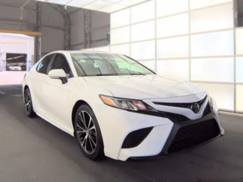 More photos of 2018 Toyota Camry SE at Gulliver Auto Group, TX