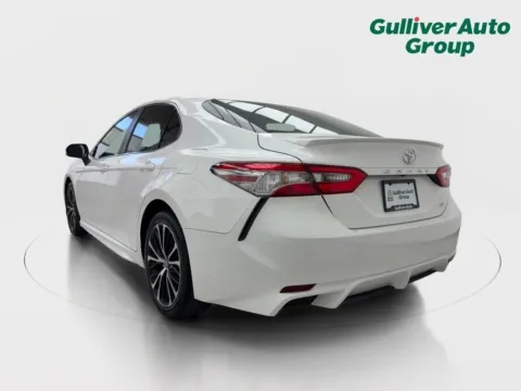 More photos of 2018 Toyota Camry SE at Gulliver Auto Group, TX