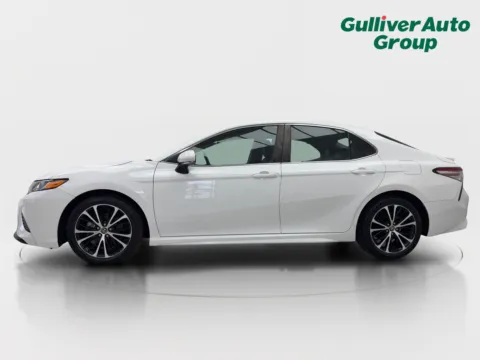 Another view of 2018 Toyota Camry SE for sale in Plano, TX at Gulliver Auto Group