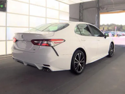 Another view of 2018 Toyota Camry SE for sale in Plano, TX at Gulliver Auto Group