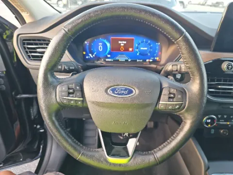 More photos of 2020 Ford Escape Titanium at Gulliver Auto Group, TX