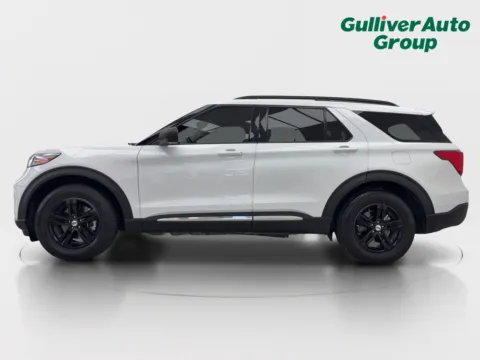 Another view of 2022 Ford Explorer XLT for sale in Plano, TX at Gulliver Auto Group