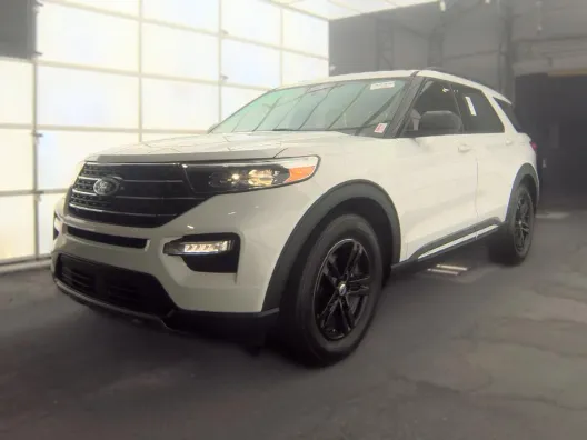 White 2022 Ford Explorer XLT for sale in Plano, TX