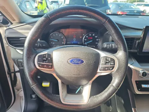 More photos of 2022 Ford Explorer XLT at Gulliver Auto Group, TX