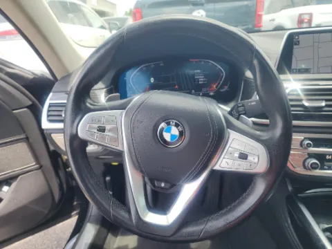 More photos of 2022 BMW 7 Series 740i at Gulliver Auto Group, TX