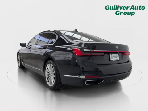 More photos of 2022 BMW 7 Series 740i at Gulliver Auto Group, TX