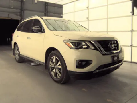 More photos of 2018 Nissan Pathfinder SV at Gulliver Auto Group, TX