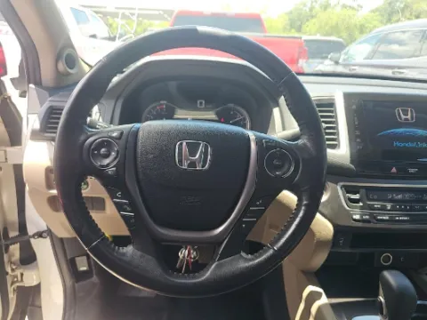 More photos of 2019 Honda Ridgeline RTL-T at Gulliver Auto Group, TX