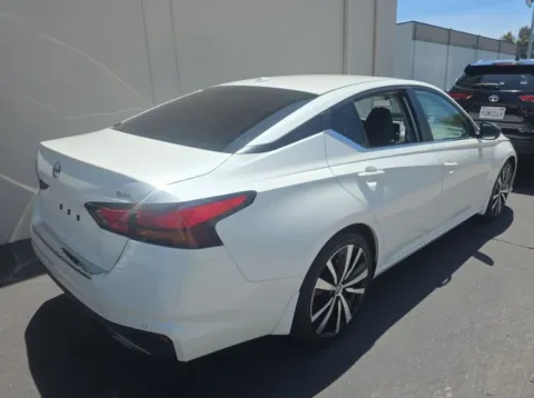 Photos of 2022 Nissan Altima 2.5 SR for sale in Plano, TX at Gulliver Auto Group