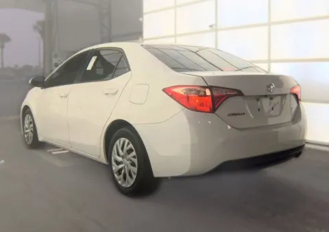More photos of 2019 Toyota Corolla LE at Gulliver Auto Group, TX