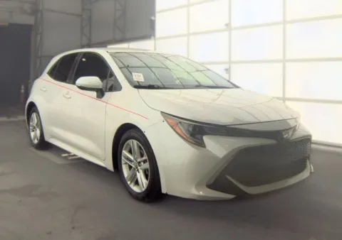 More photos of 2021 Toyota Corolla Hatchback SE at Gulliver Auto Group, TX