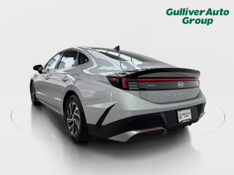 More photos of 2026 Hyundai Sonata Hybrid Blue at Gulliver Auto Group, TX