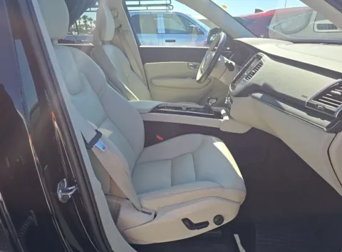 More photos of 2020 Volvo XC90 T5 Momentum at Gulliver Auto Group, TX