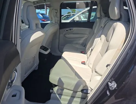 More photos of 2020 Volvo XC90 T5 Momentum at Gulliver Auto Group, TX