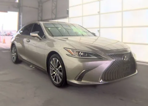 More photos of 2021 Lexus ES 250 at Gulliver Auto Group, TX