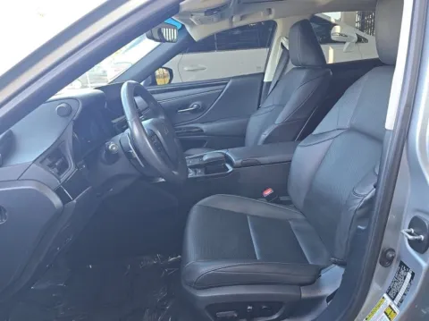 More photos of 2022 Lexus ES 350 at Gulliver Auto Group, TX