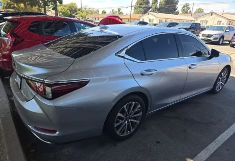 Photos of 2022 Lexus ES 350 for sale in Plano, TX at Gulliver Auto Group