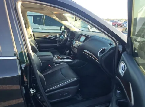 More photos of 2017 INFINITI QX60 at Gulliver Auto Group, TX