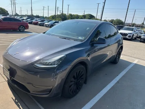Silver 2023 Tesla Model Y Long Range for sale in Plano, TX