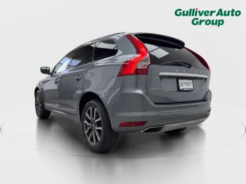 More photos of 2016 Volvo XC60 T6 at Gulliver Auto Group, TX