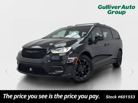 Black 2021 Chrysler Pacifica Touring L for sale in Plano, TX