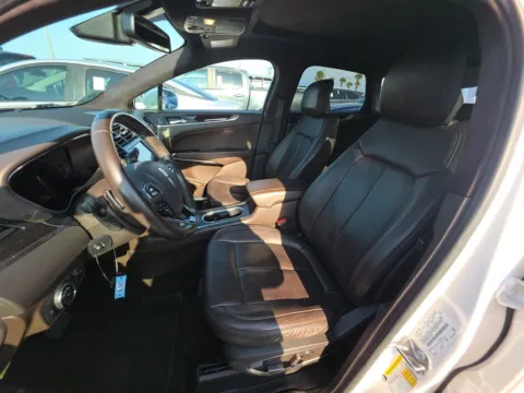 More photos of 2019 Lincoln MKC Black Label at Gulliver Auto Group, TX