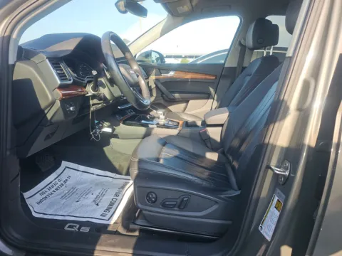 More photos of 2023 Audi Q5 45 S line Premium at Gulliver Auto Group, TX