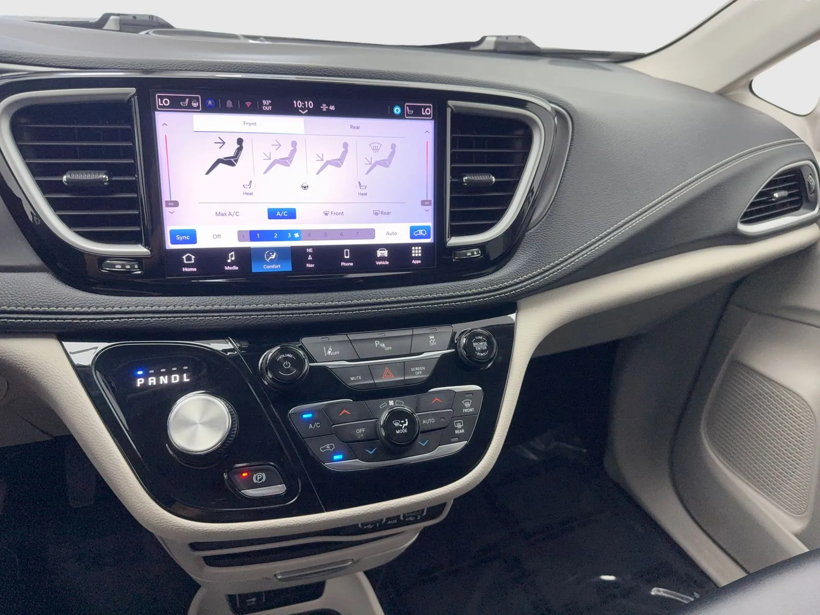 2024 Chrysler Pacifica PHEV Select - Photo 24