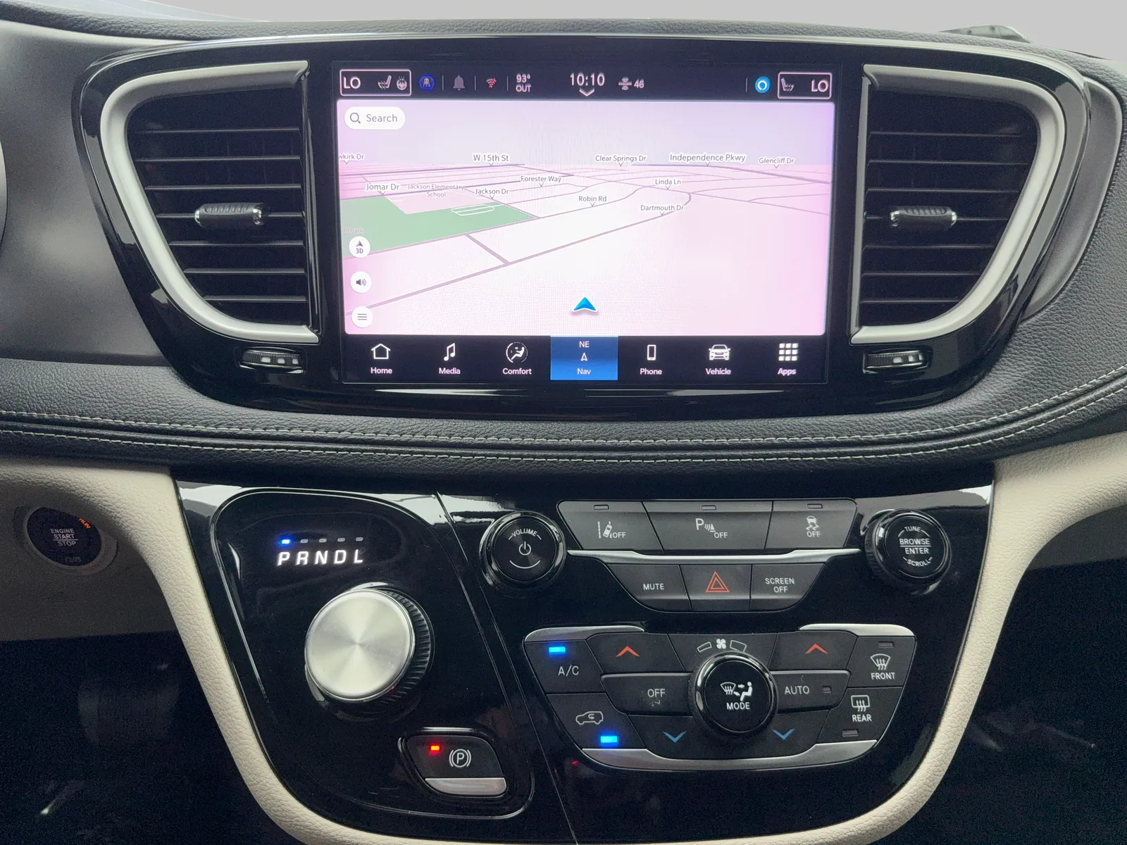 2024 Chrysler Pacifica PHEV Select - Photo 25