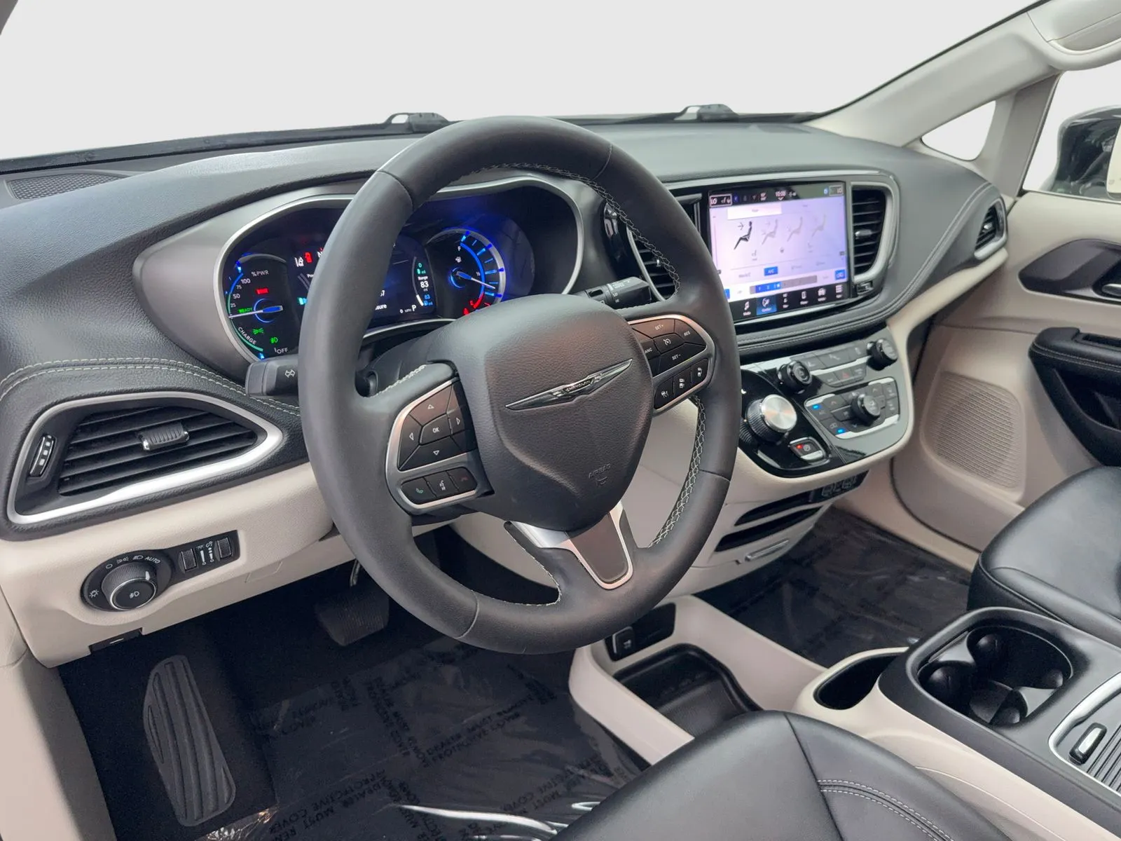 2024 Chrysler Pacifica PHEV Select - Photo 18